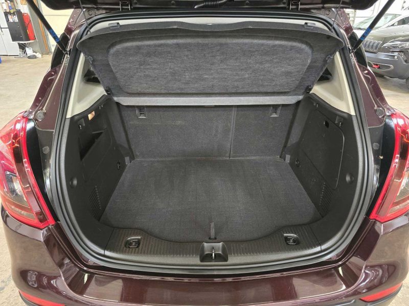 Used 2018 Buick Encore Essence w/ Experience Buick Package AWD/4WD image 12