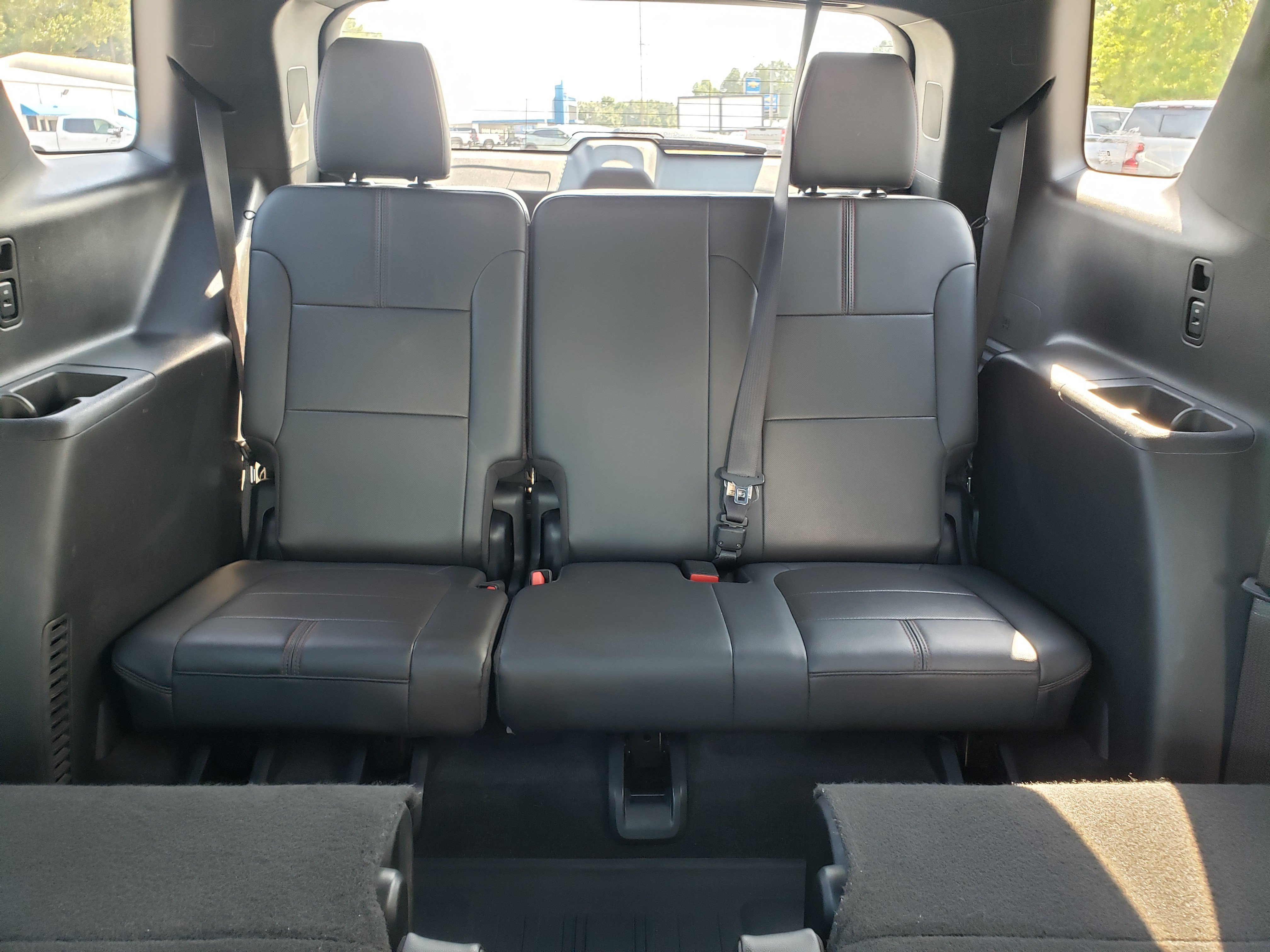 Used 2023 Chevrolet Traverse RS w/ LPO, Floor Liner Package FWD image 34