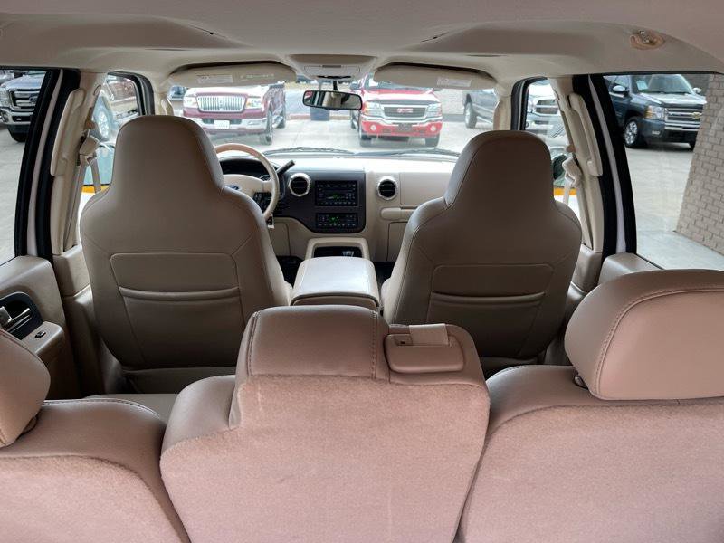 Used 2006 Ford Expedition Eddie Bauer image 54