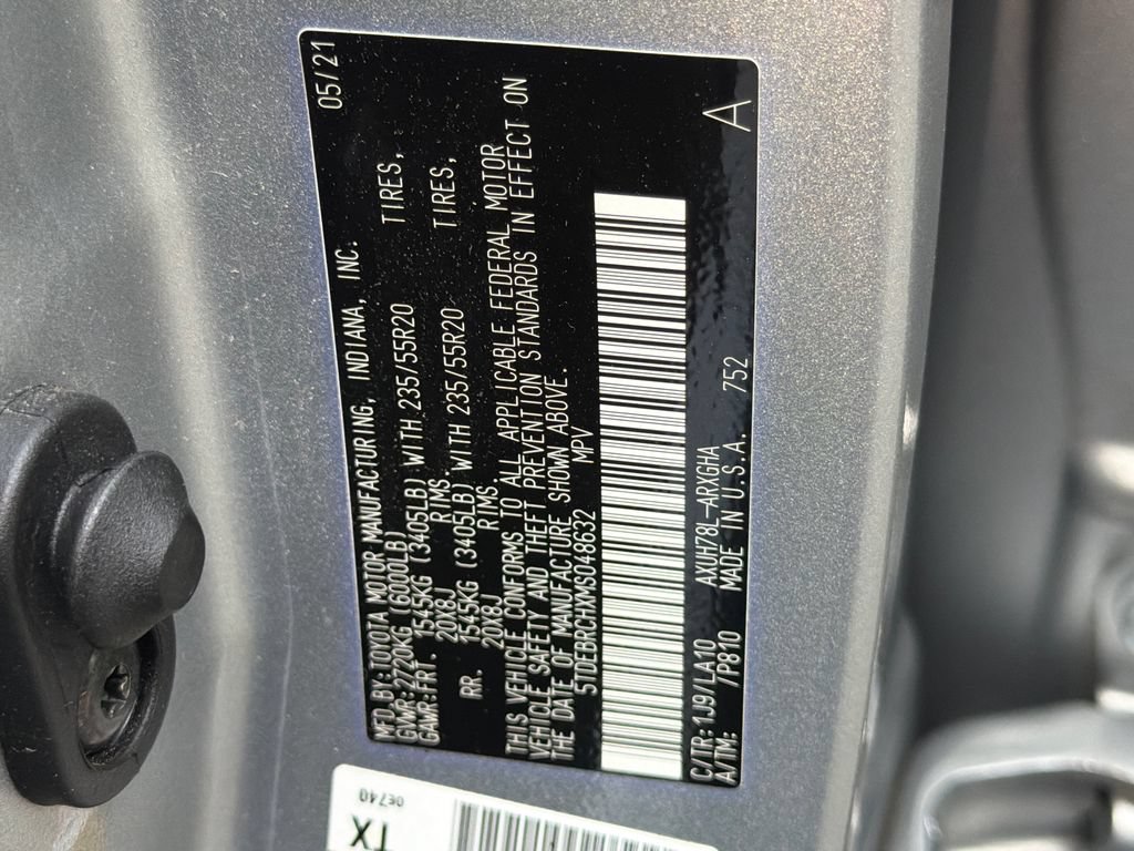 Used 2021 Toyota Highlander Platinum AWD/4WD image 32