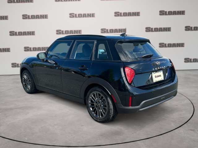 Used 2026 MINI Cooper 4-Door Hardtop FWD image 3