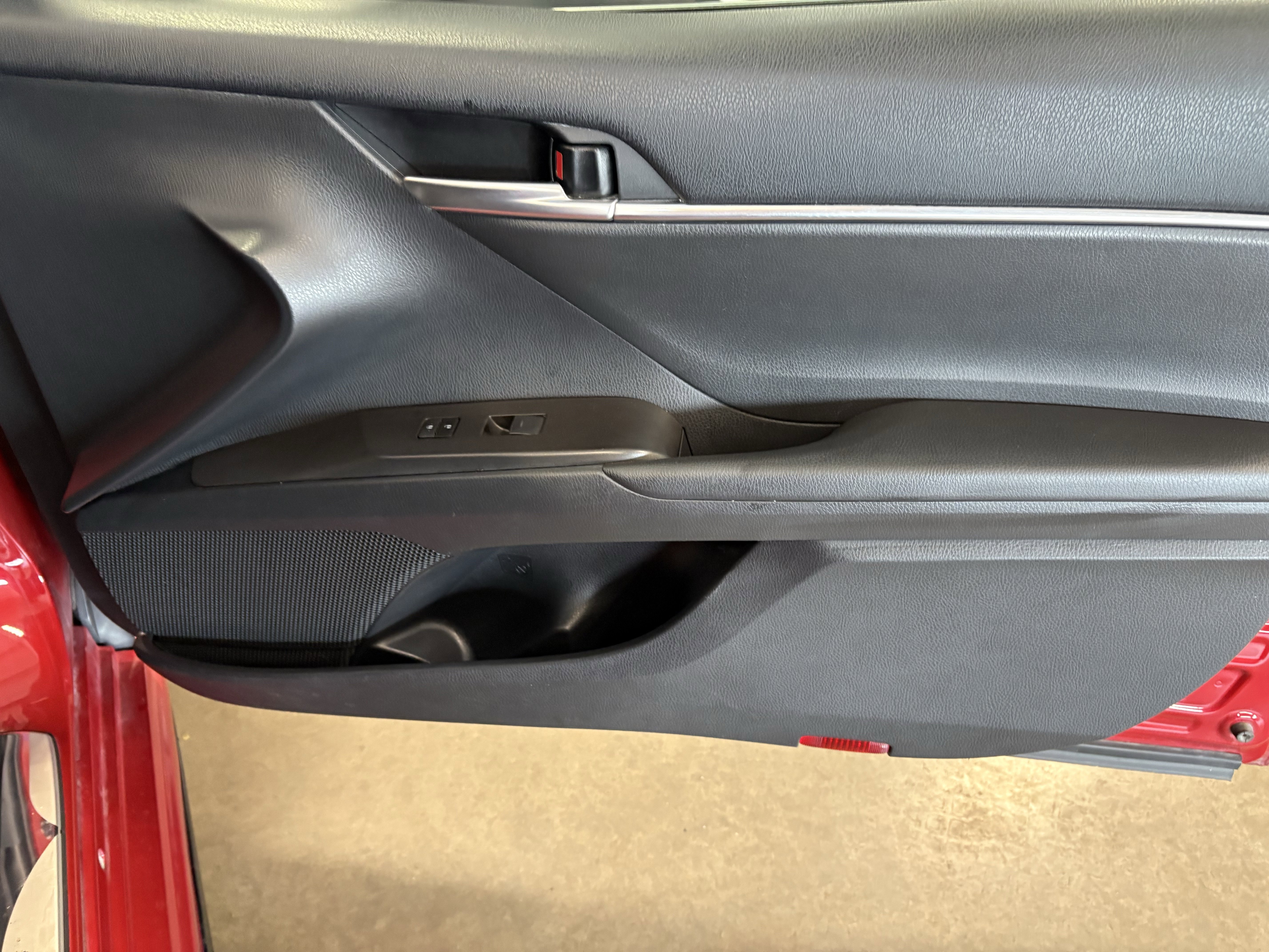 Used 2024 Toyota Camry SE FWD image 34