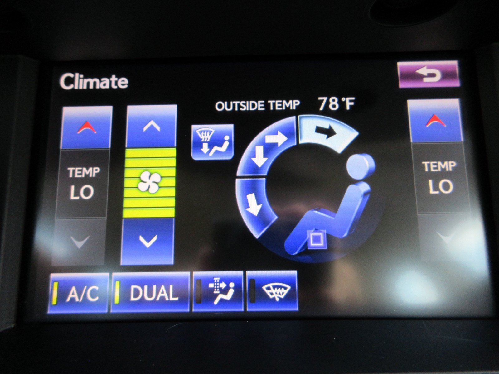 Used 2013 Lexus ES 300h w/ Luxury Pkg FWD image 42