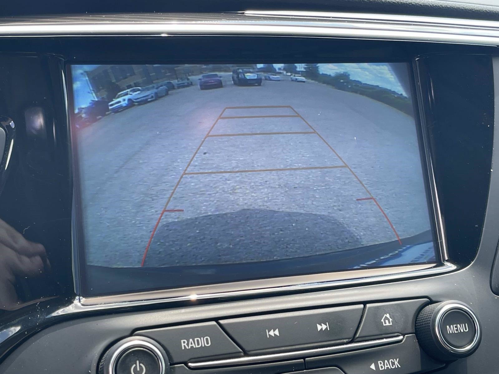 Used 2020 Buick Envision Essence FWD image 30