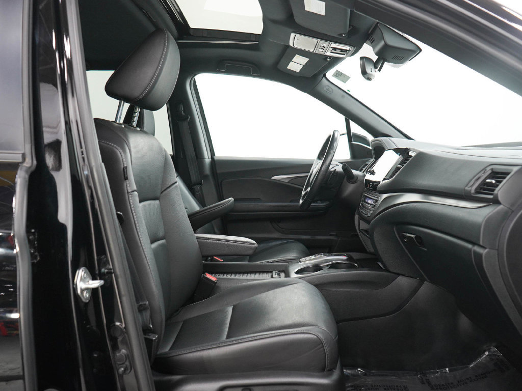Used 2023 Honda Passport EX-L image 12