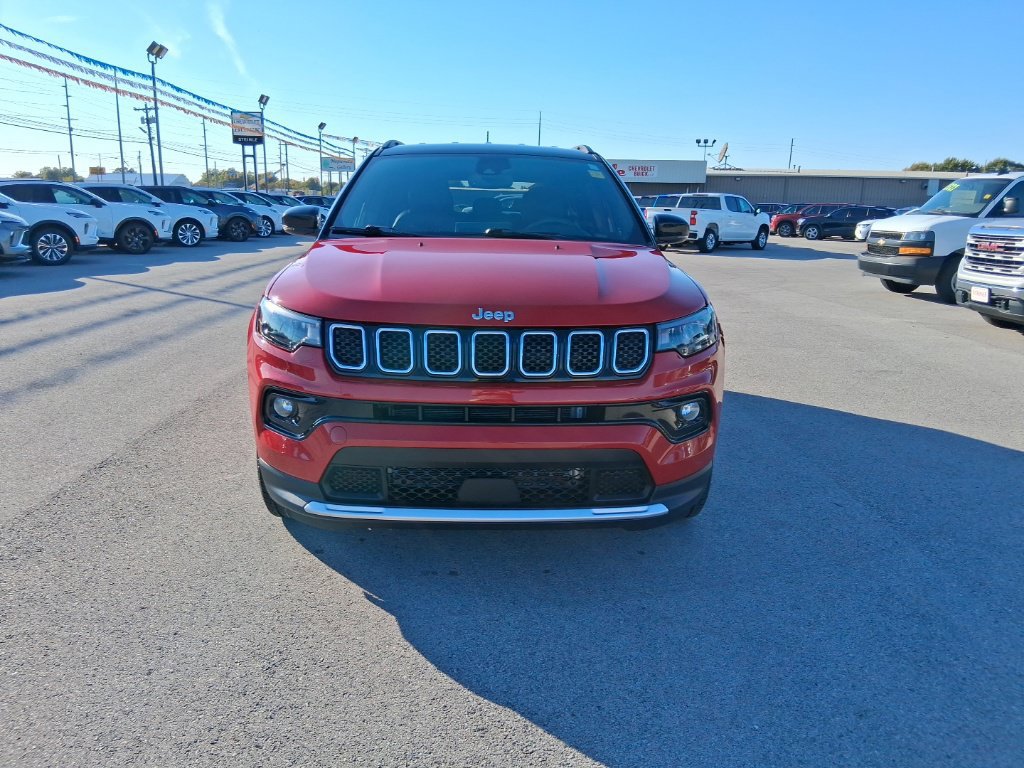 Used 2024 Jeep Compass Limited AWD/4WD image 4