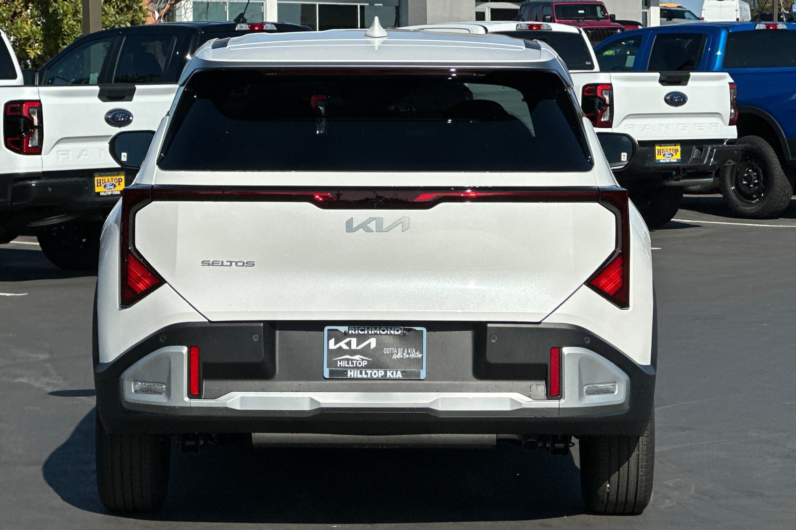 New 2027 Kia Seltos LX FWD image 5