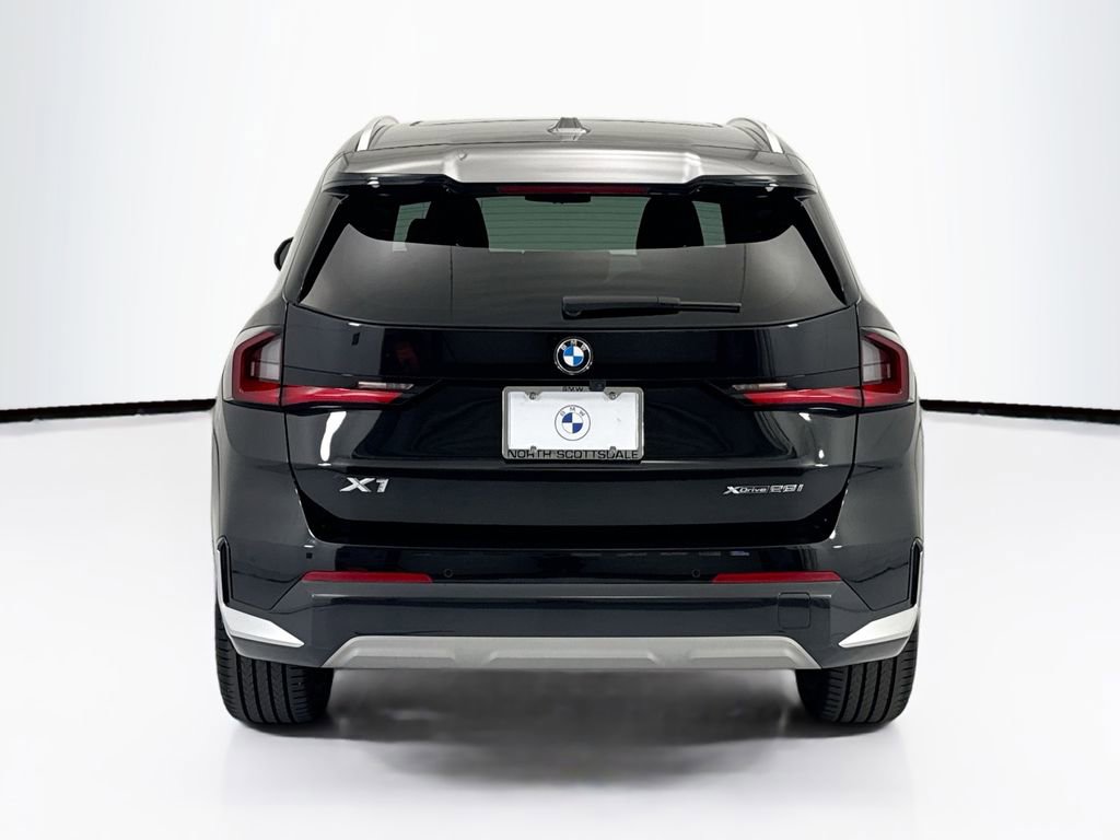 Certified 2025 BMW X1 xDrive28i w/ Technology Package image 6