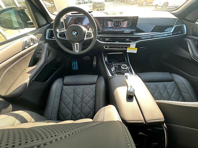 New 2026 BMW X5 M60i image 6