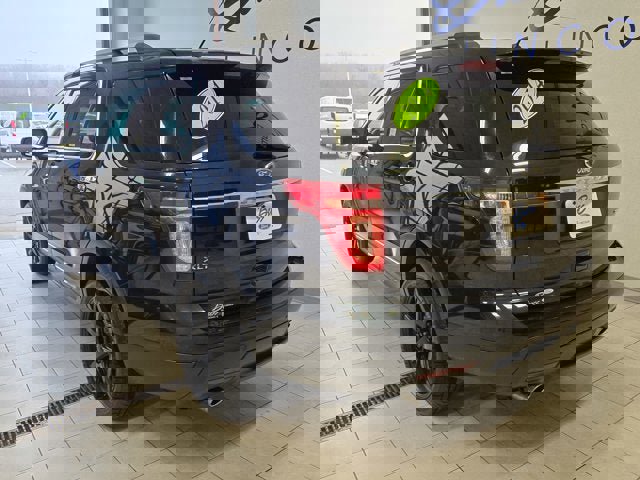 Used 2014 Ford Explorer XLT w/ Equipment Group 202A image 15