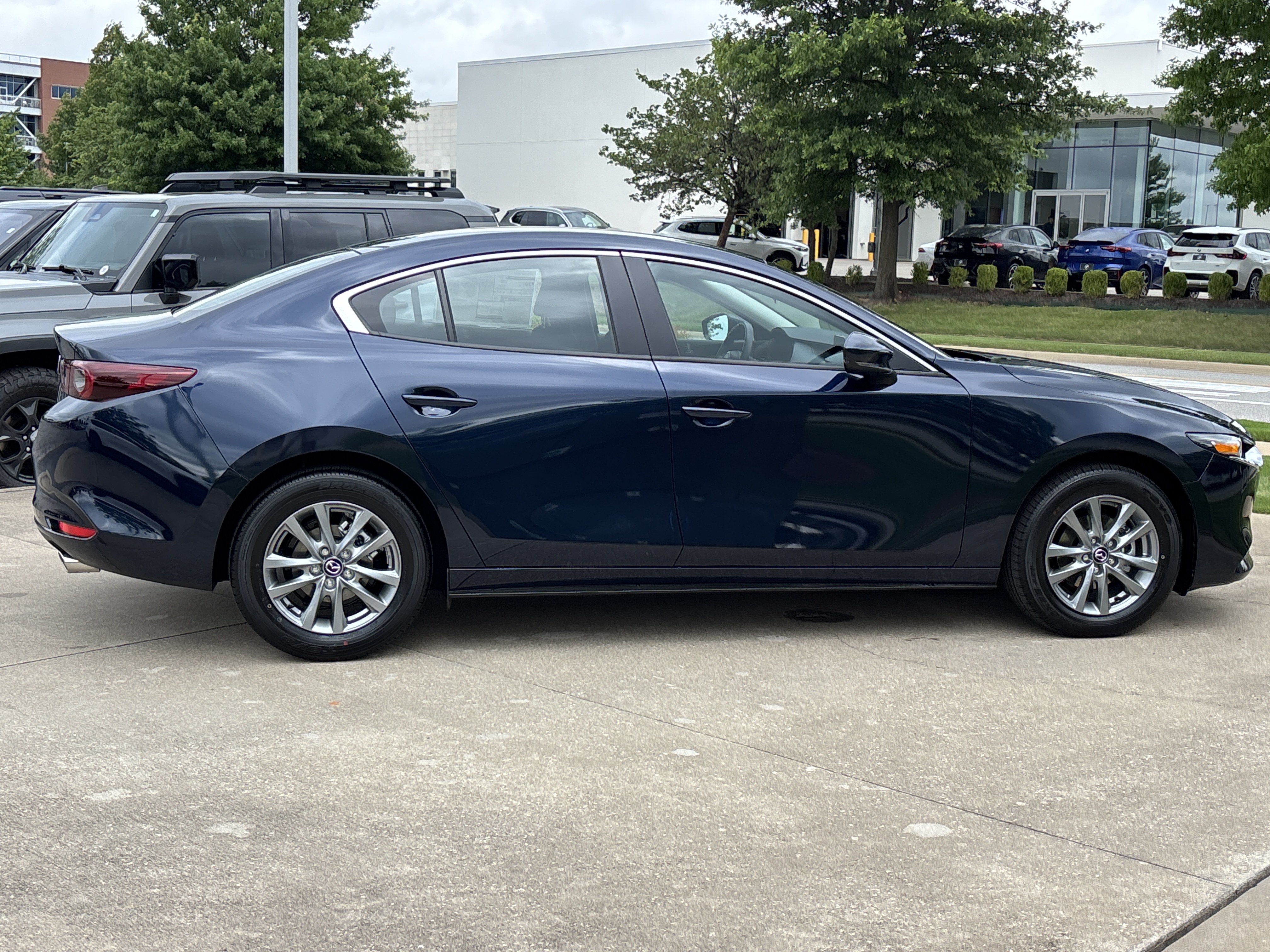 New 2026 MAZDA MAZDA3 s FWD image 2