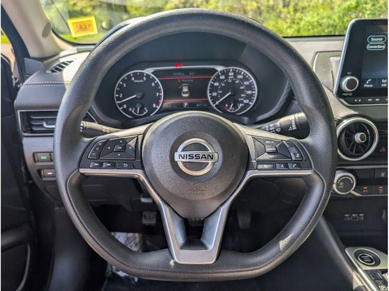 Used 2023 Nissan Sentra SV FWD image 19