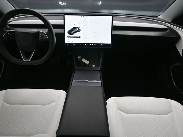 Used 2025 Tesla Model 3 Long Range image 9
