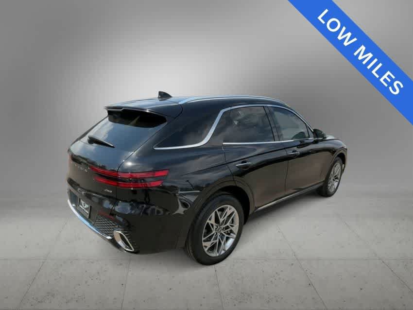 Certified 2024 Genesis GV70 2.5T AWD/4WD image 8