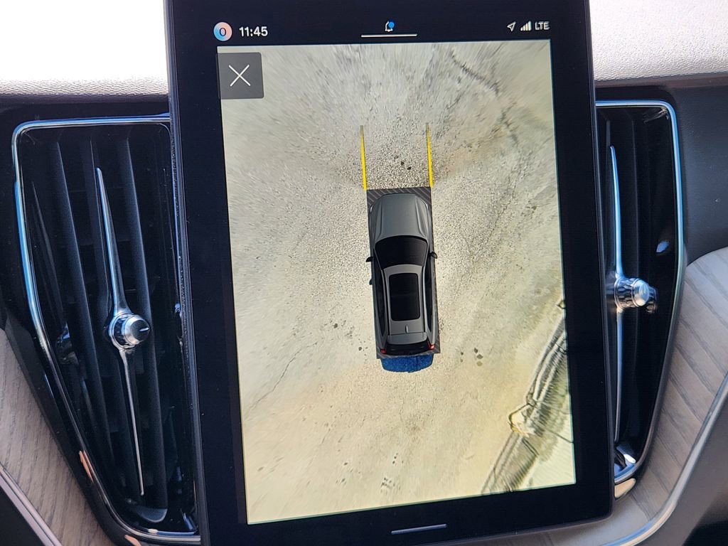 New 2026 Volvo XC60 B5 Plus w/ Protection Package Premier AWD/4WD image 25