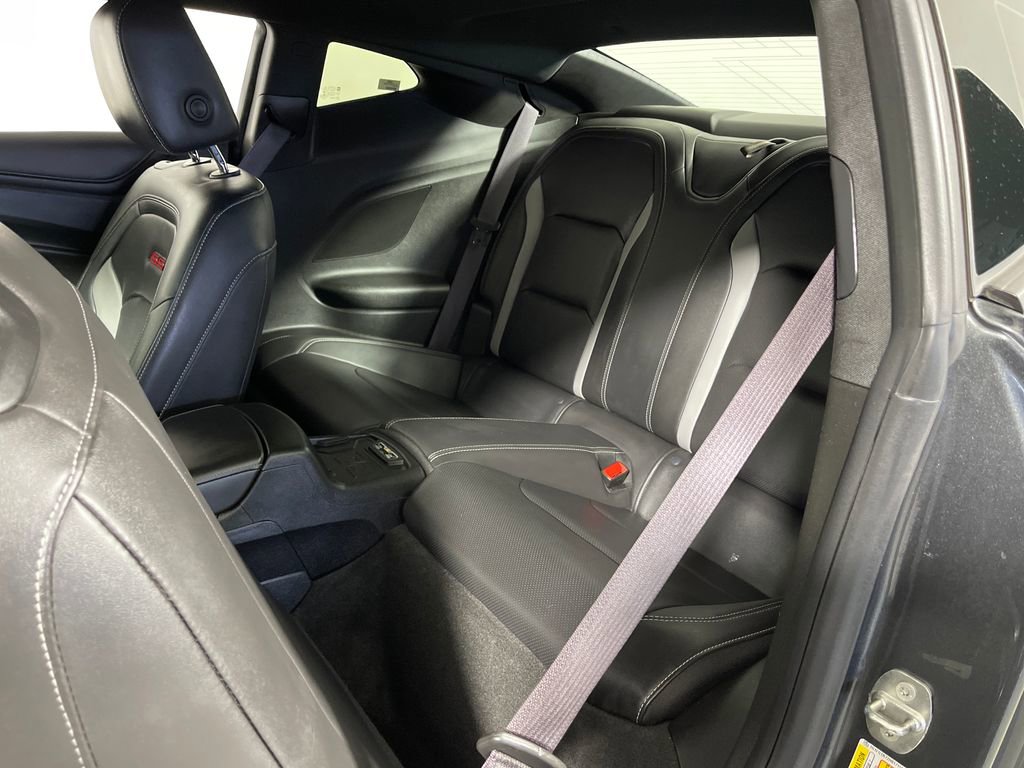 Used 2017 Chevrolet Camaro SS RWD image 13