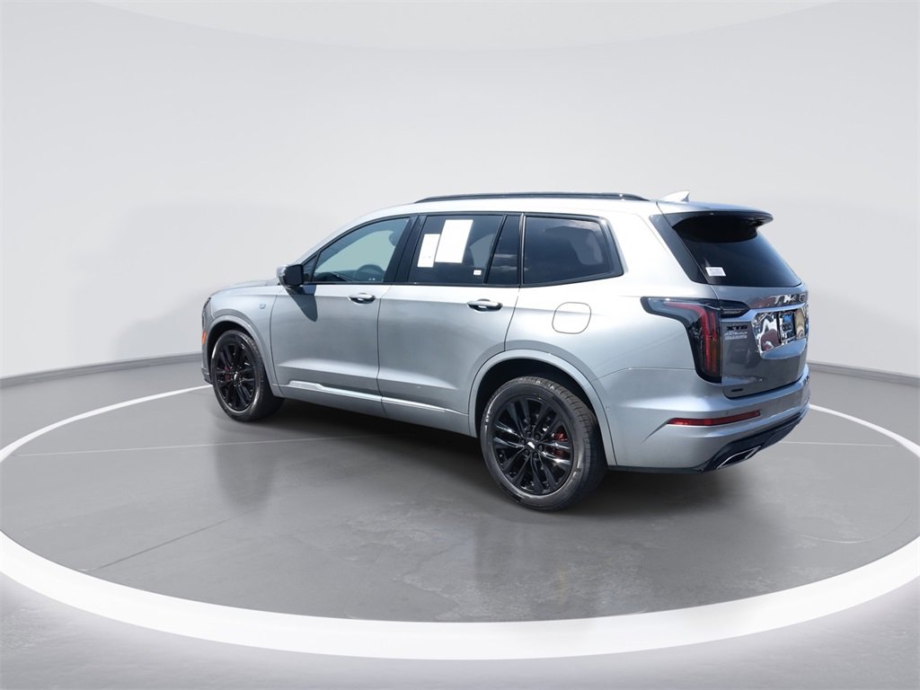 Used 2023 Cadillac XT6 Sport w/ Platinum Package image 6