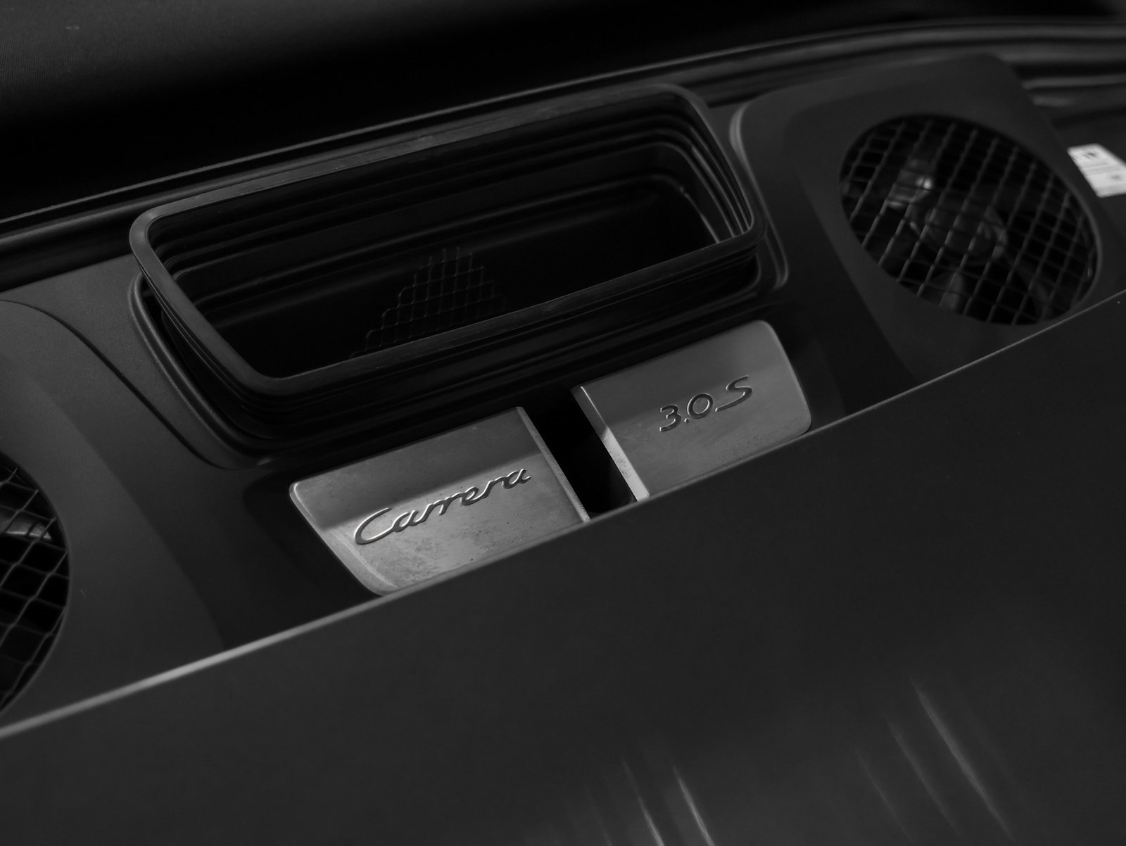 Used 2017 Porsche 911 Carrera S image 25