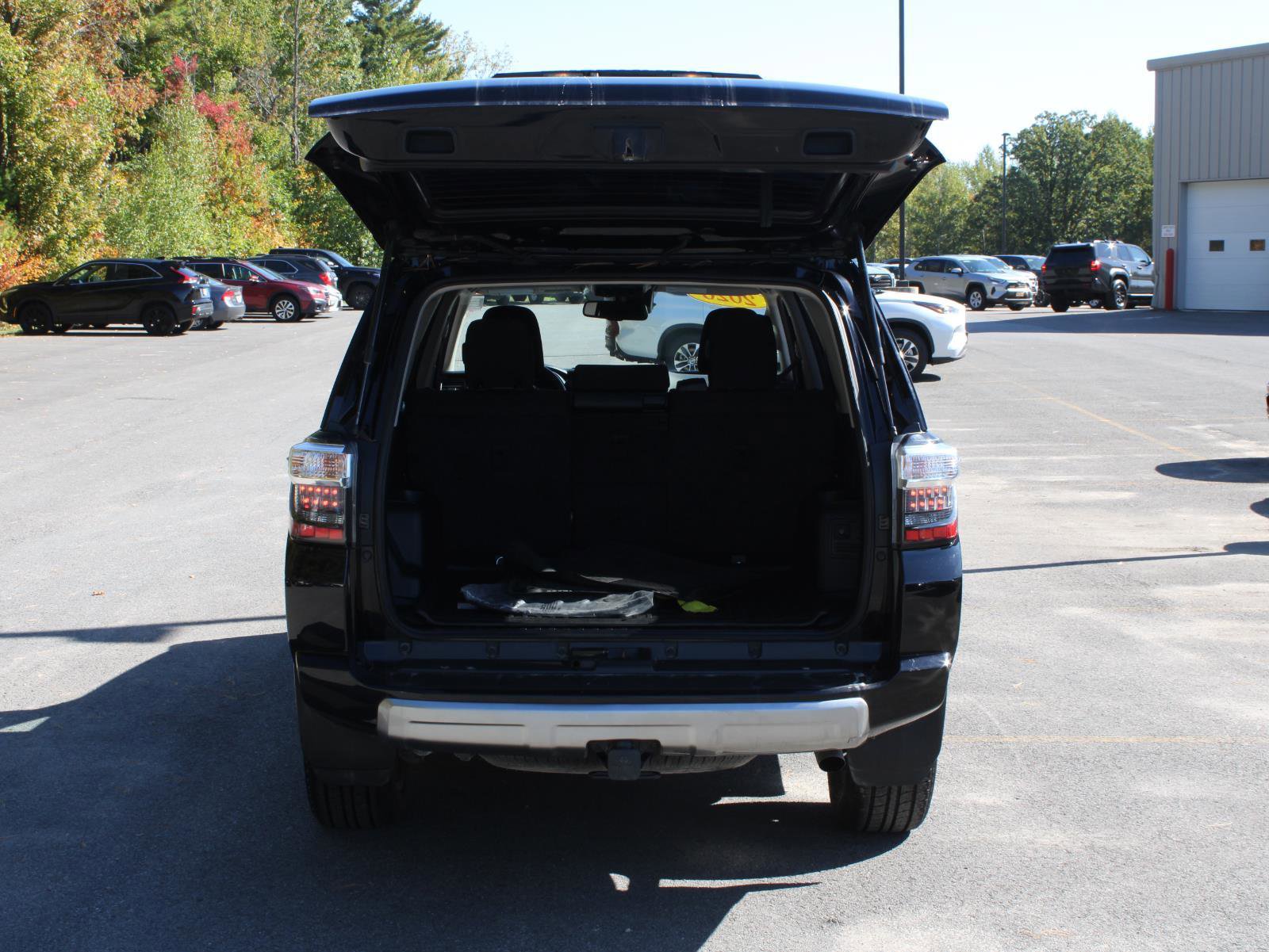 Used 2020 Toyota 4Runner TRD Off-Road image 7