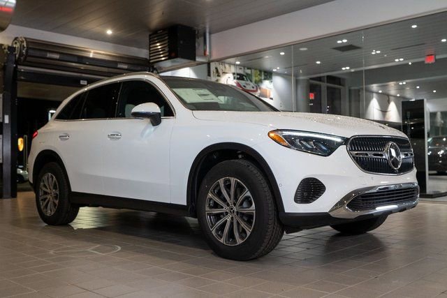 New 2026 Mercedes-Benz GLC 300 4MATIC image 1