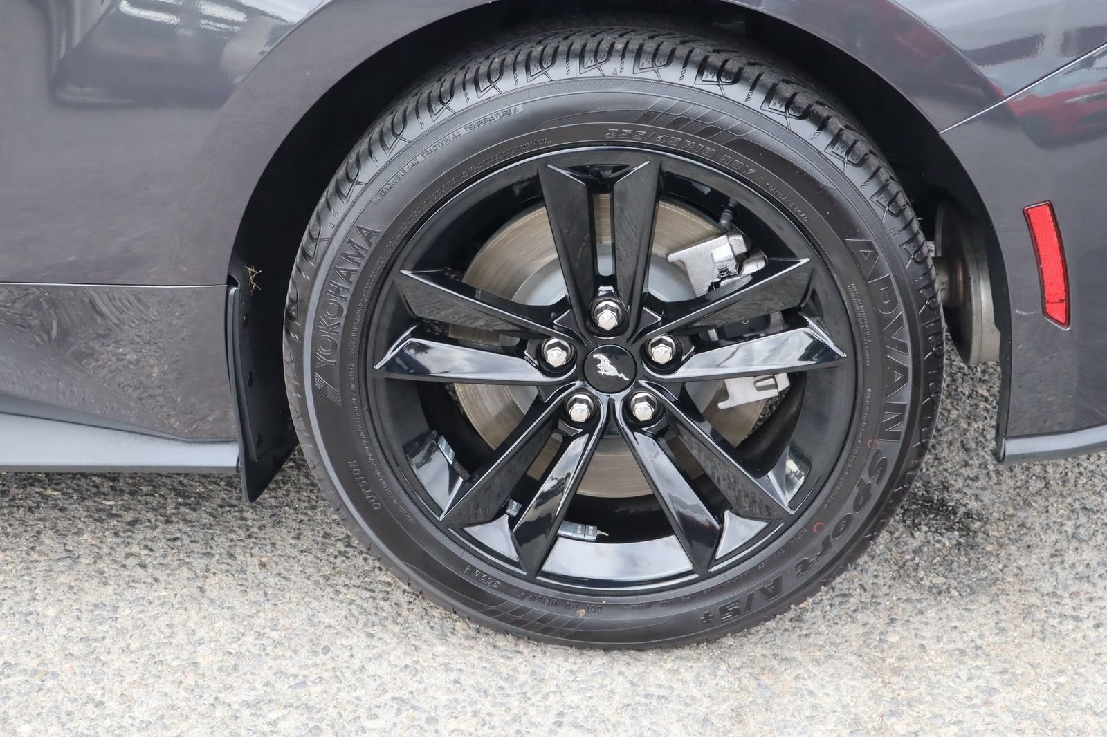 Used 2024 Ford Mustang GT RWD image 13