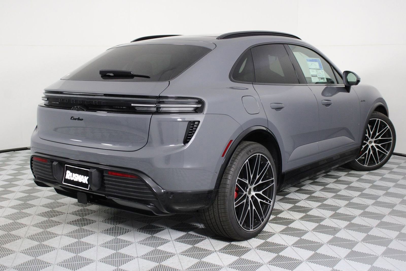 New 2025 Porsche Macan Turbo Electric image 7