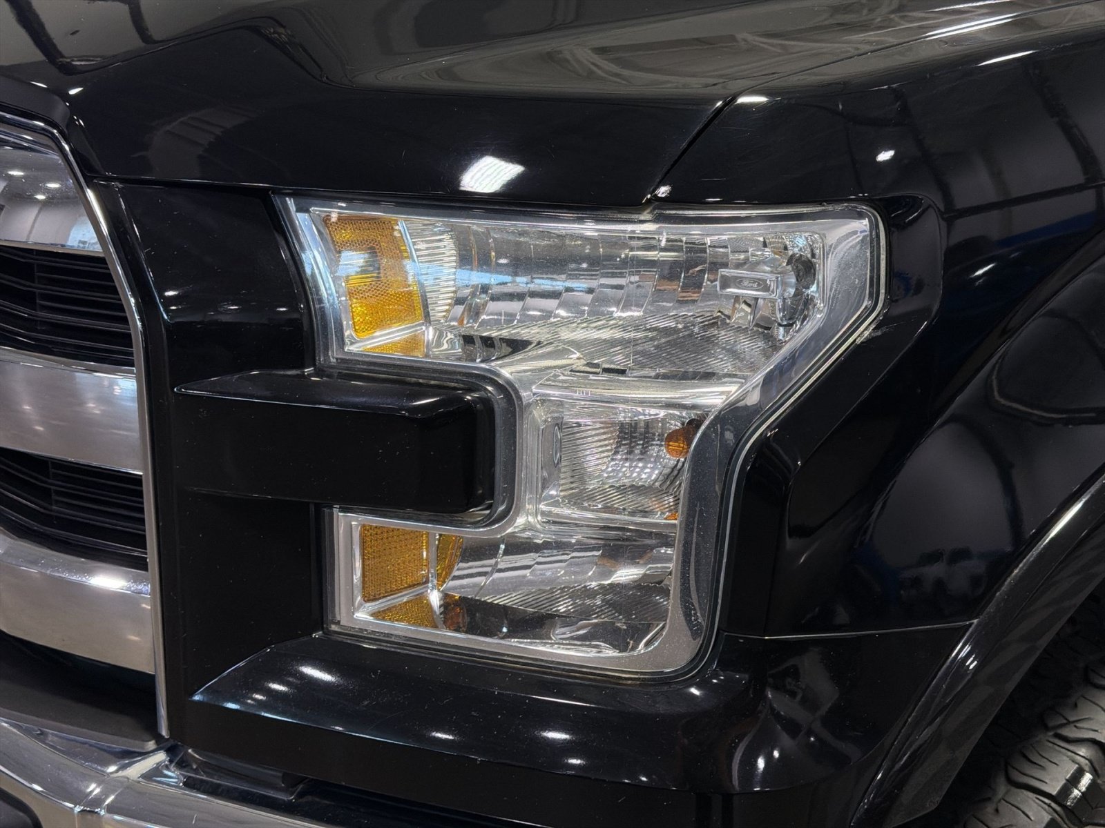 Used 2016 Ford F150 Lariat w/ Equipment Group 501A Mid AWD/4WD image 13
