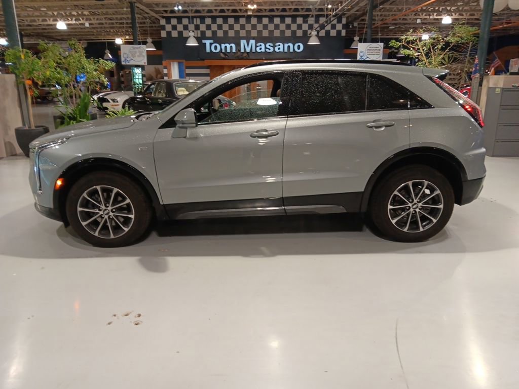 Used 2024 Cadillac XT4 Sport image 9
