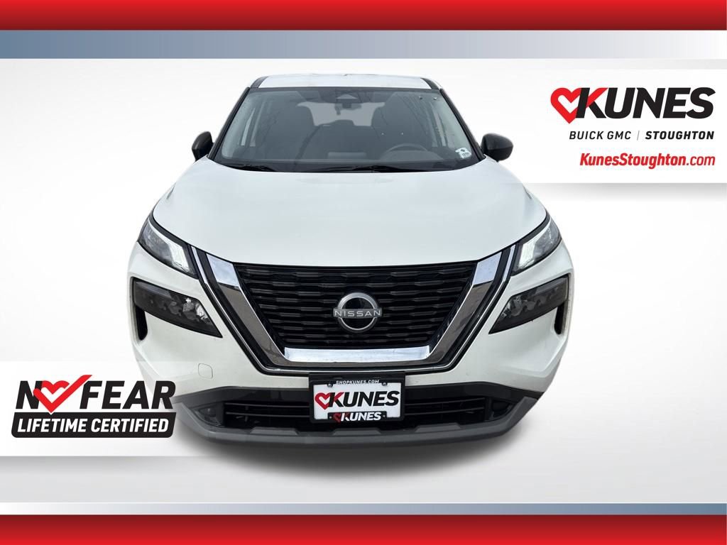 Used 2023 Nissan Rogue S image 5