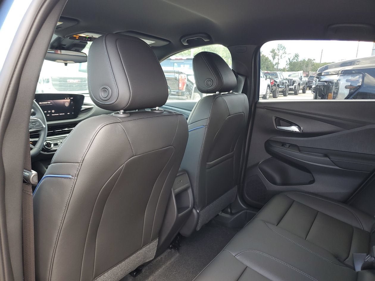 New 2026 Buick Envista Sport Touring w/ Convenience II Package FWD image 9