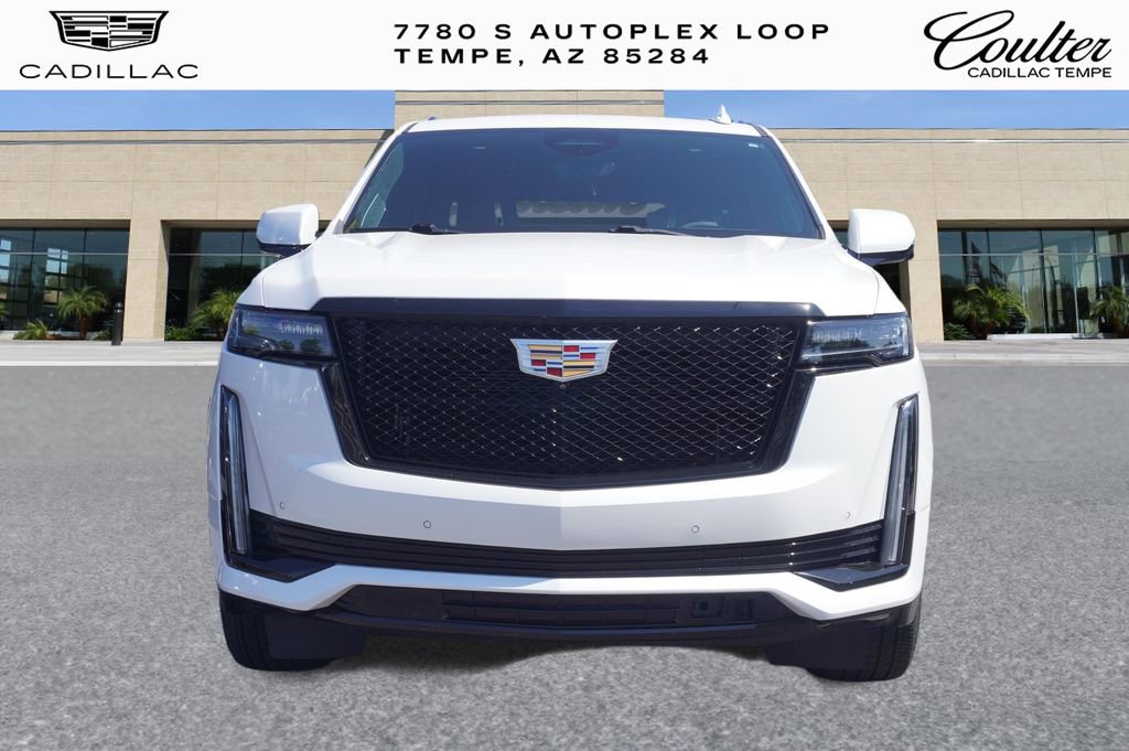 Used 2021 Cadillac Escalade Sport Platinum AWD/4WD image 2