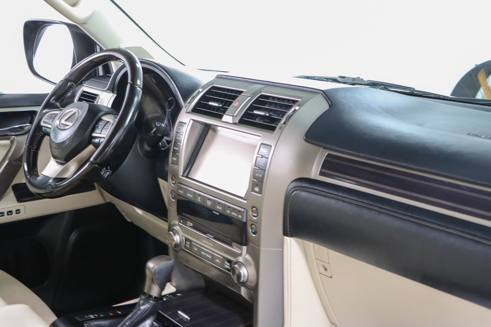 Used 2021 Lexus GX 460 Premium w/ Premium Plus Package AWD/4WD image 28