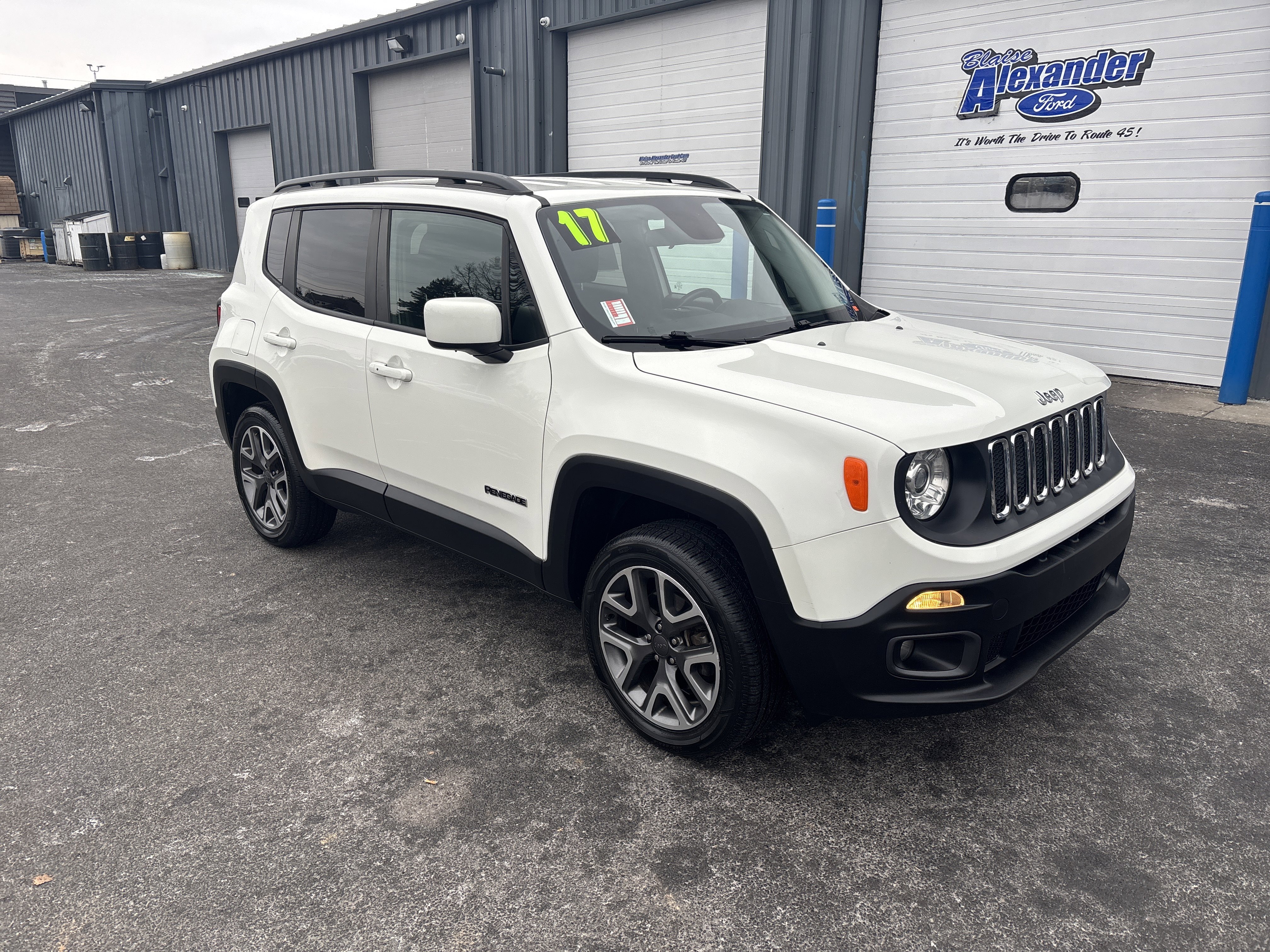 Used 2017 Jeep Renegade Latitude w/ Safety & Security Group