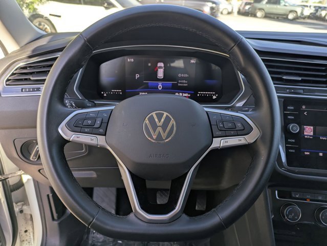 Used 2024 Volkswagen Tiguan SE image 15