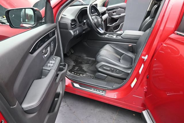 Certified 2025 Honda Pilot EX-L image 16