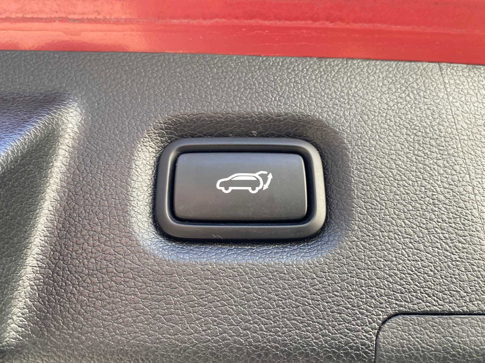 Used 2019 Hyundai Santa Fe AWD image 34