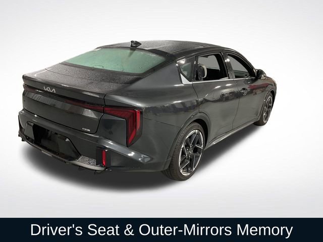 Used 2025 Kia K4 GT-Line w/ GT-Line Premium Package FWD image 8