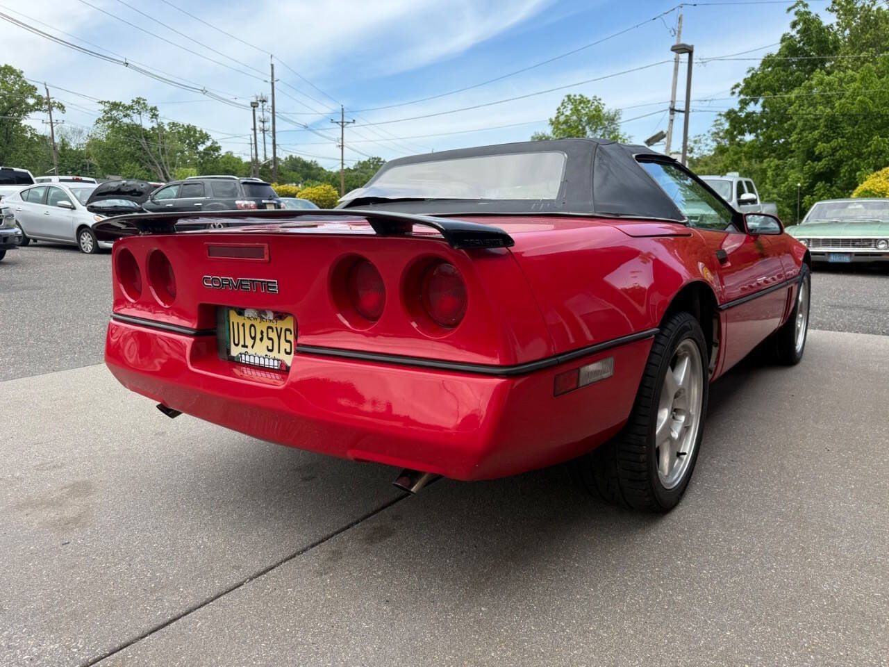 Used 1988 Chevrolet Corvette Convertible RWD image 12