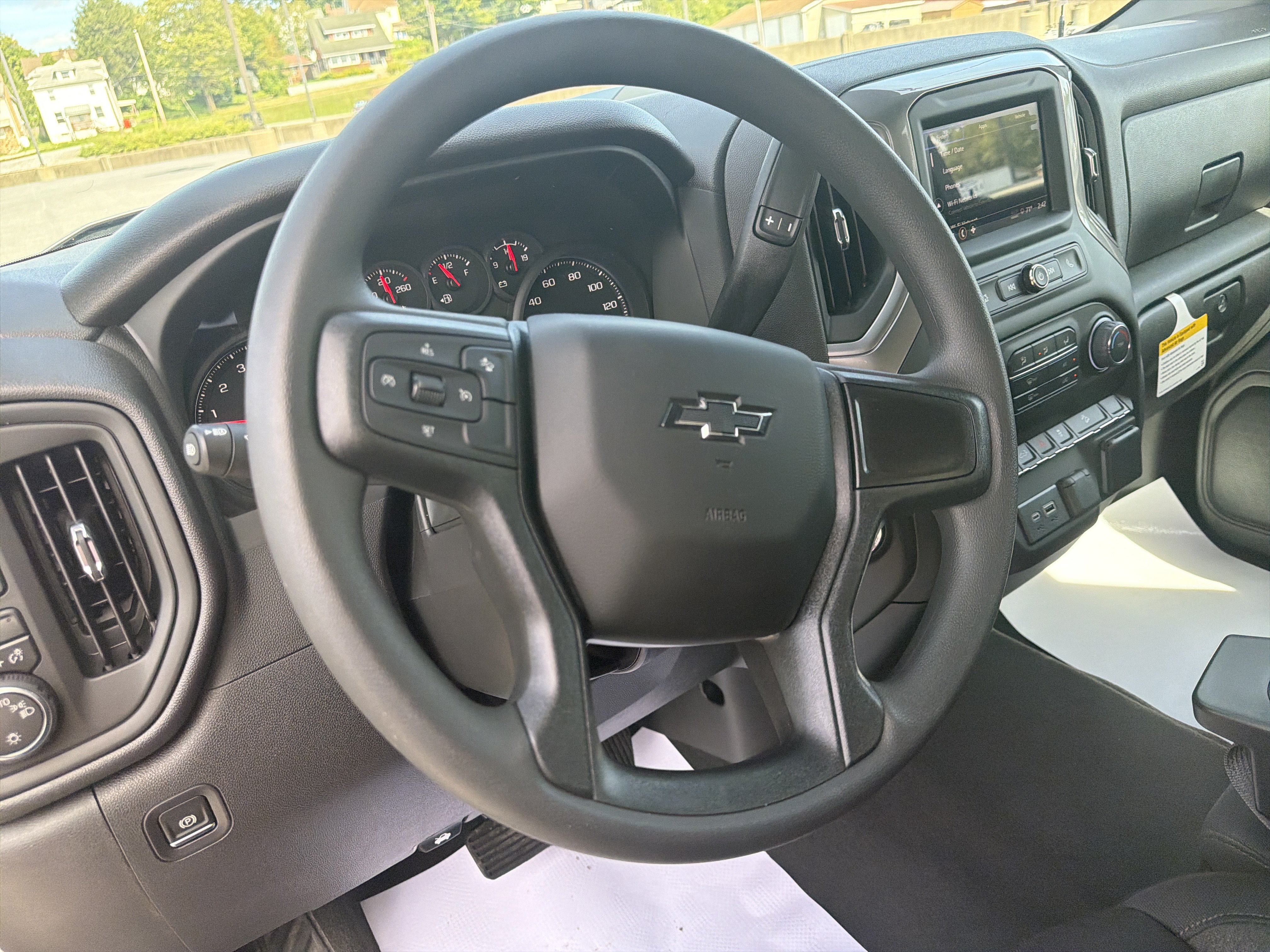 New 2026 Chevrolet Silverado 1500 Custom Trail Boss w/ LPO, Dark Essentials Package AWD/4WD image 20