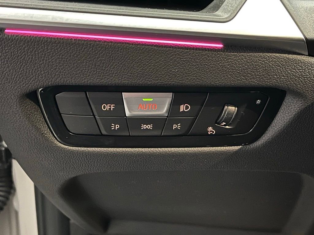 Used 2023 BMW 330i xDrive 330i xDrive image 14