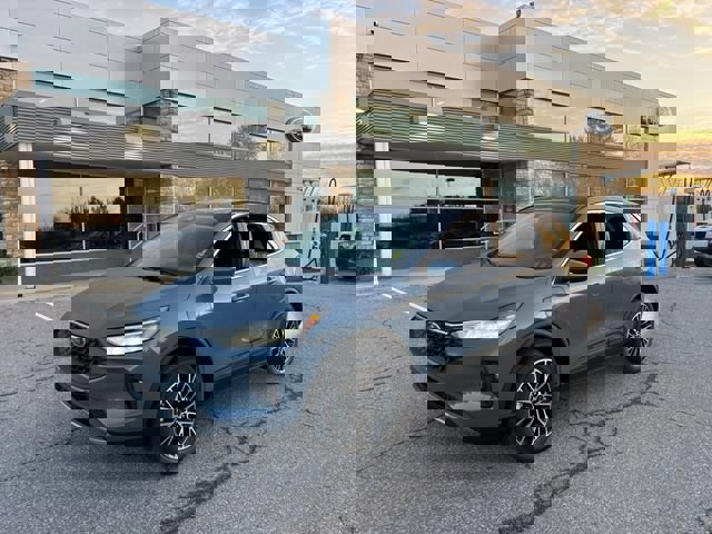 New 2026 Ford Escape SE image 2