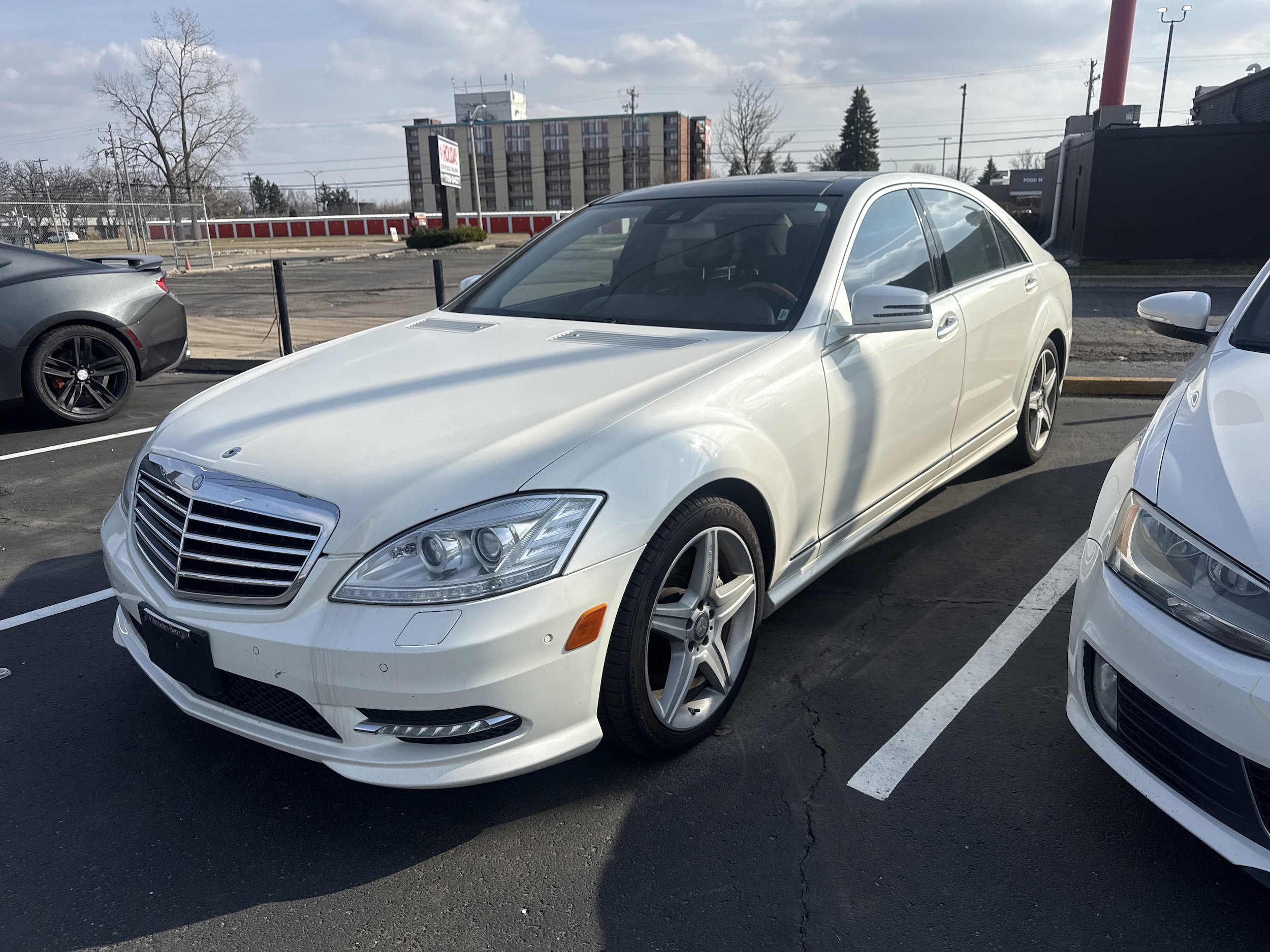 Used 2011 Mercedes-Benz S 550 4MATIC image 8