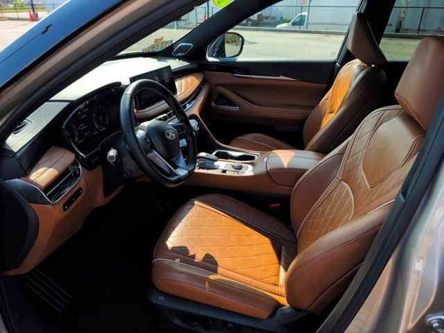 Certified 2025 INFINITI QX60 Autograph w/ Cargo Package AWD/4WD image 8