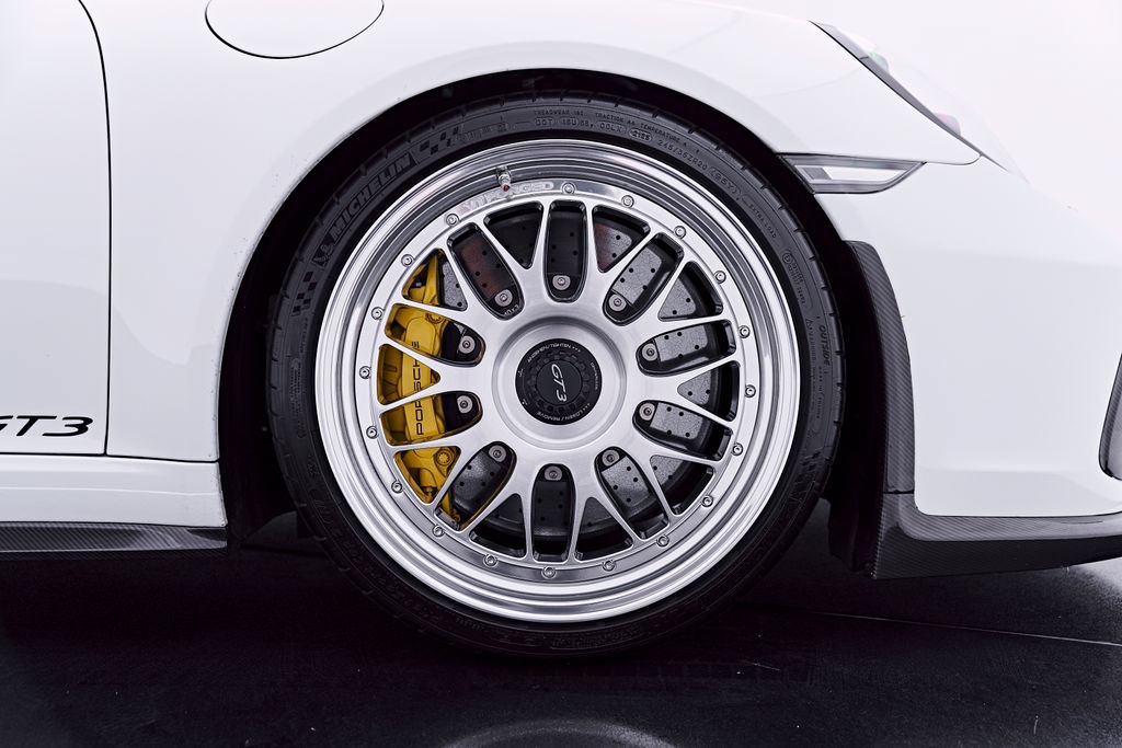 Used 2018 Porsche 911 GT3 RWD image 45