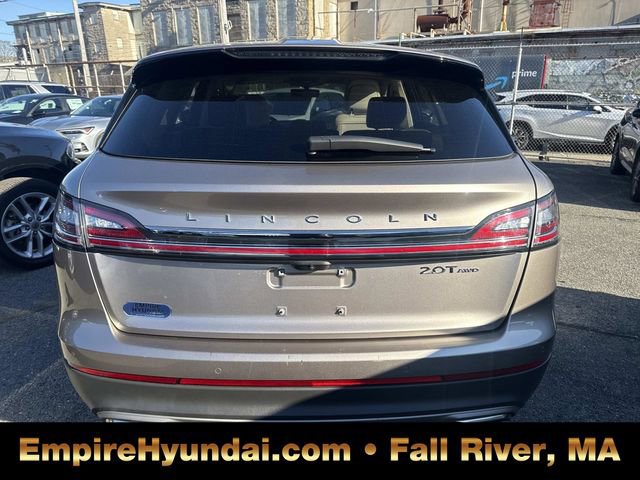 Used 2020 Lincoln Nautilus Reserve image 4