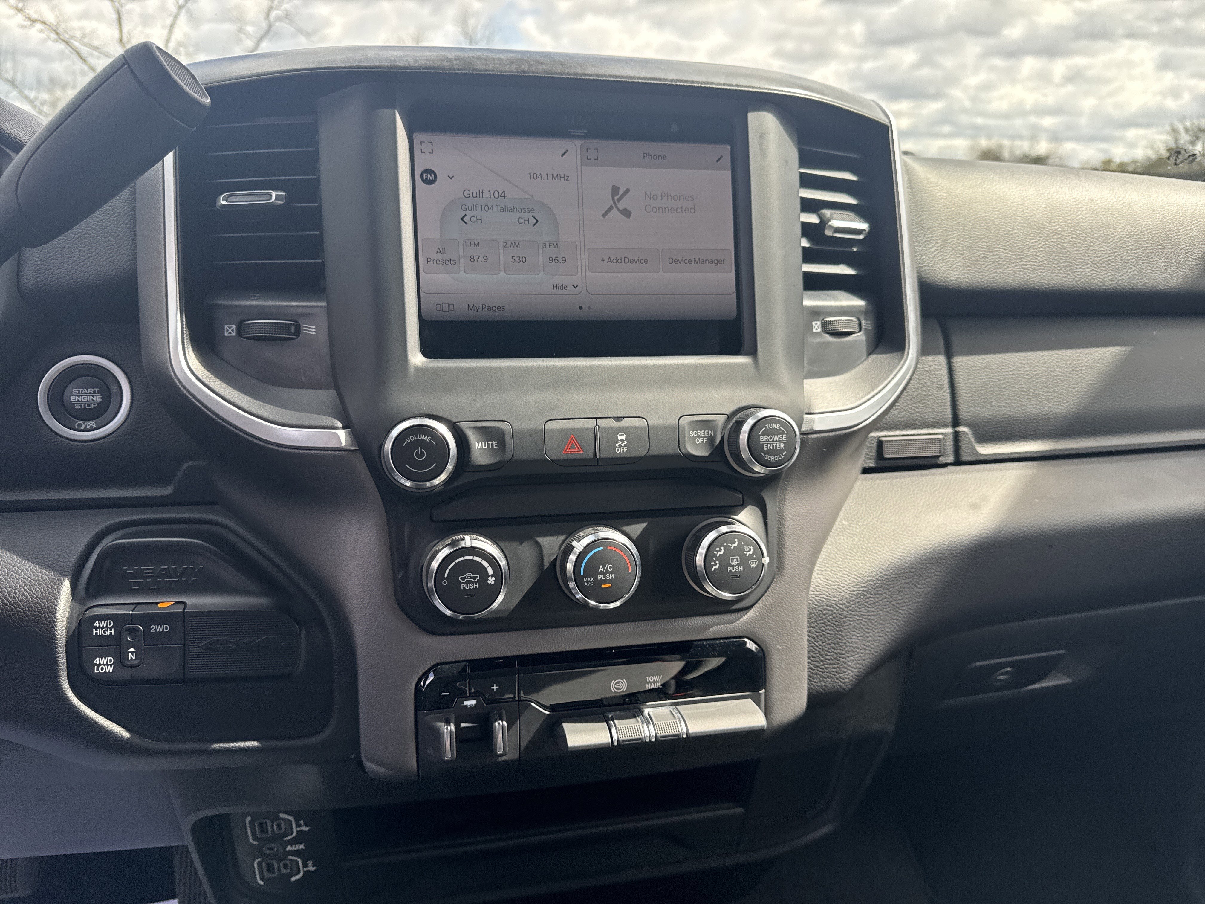 Used 2024 RAM 3500 Big Horn image 19