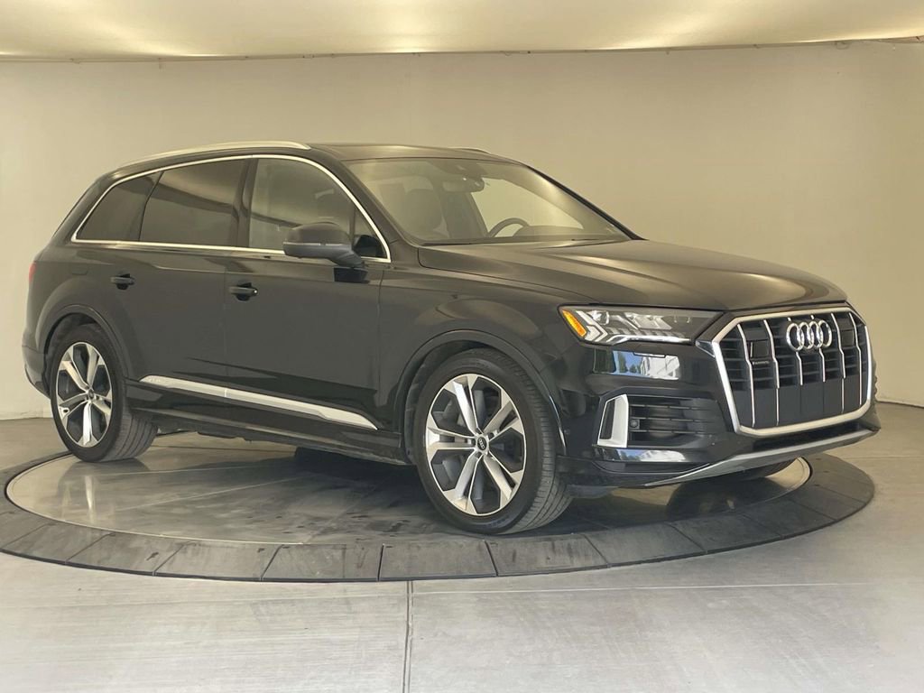 Used 2021 Audi Q7 3.0T Prestige w/ Prestige Package AWD/4WD image 9