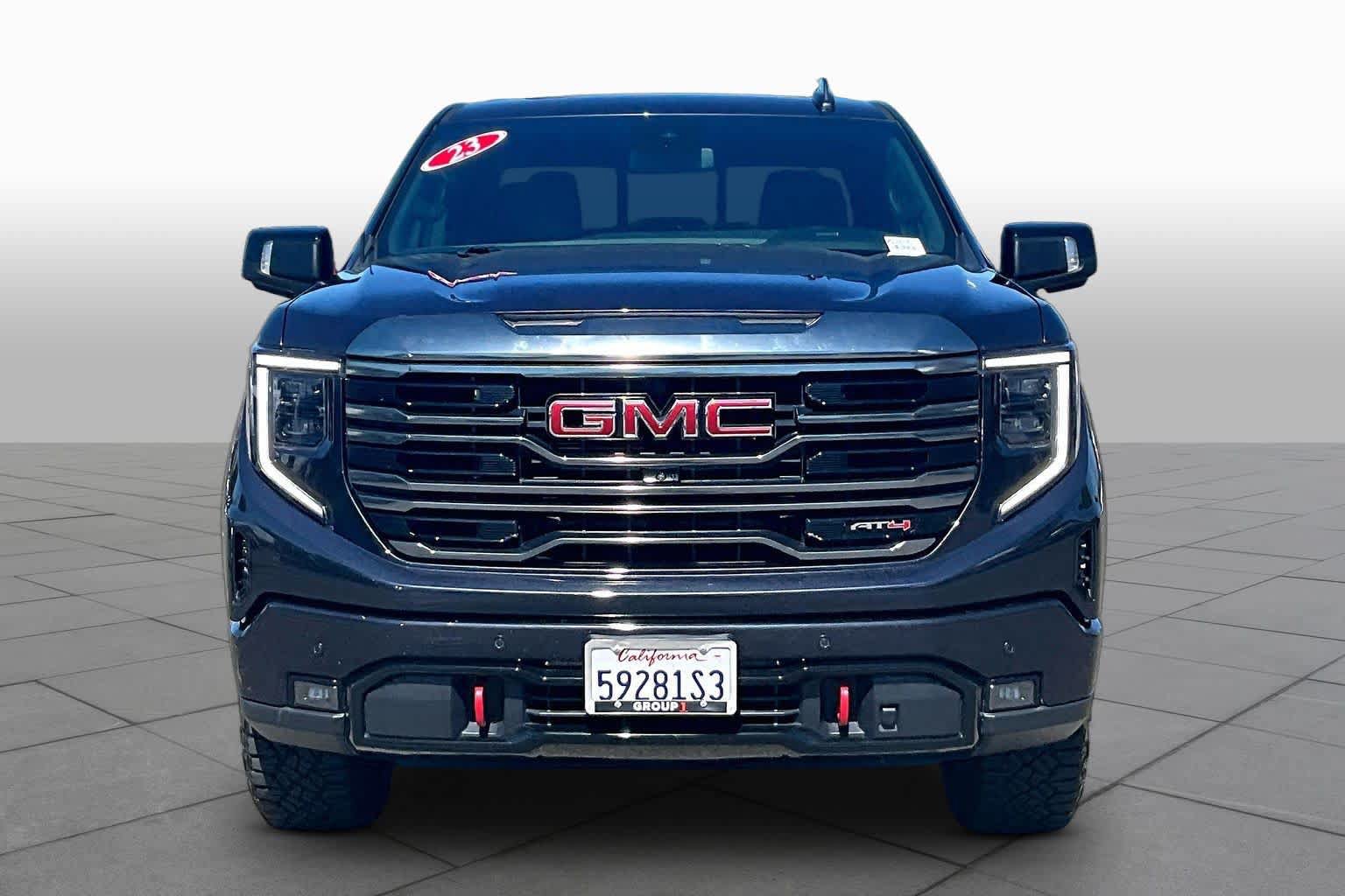 Used 2023 GMC Sierra 1500 AT4 w/ AT4 Premium Package AWD/4WD image 3