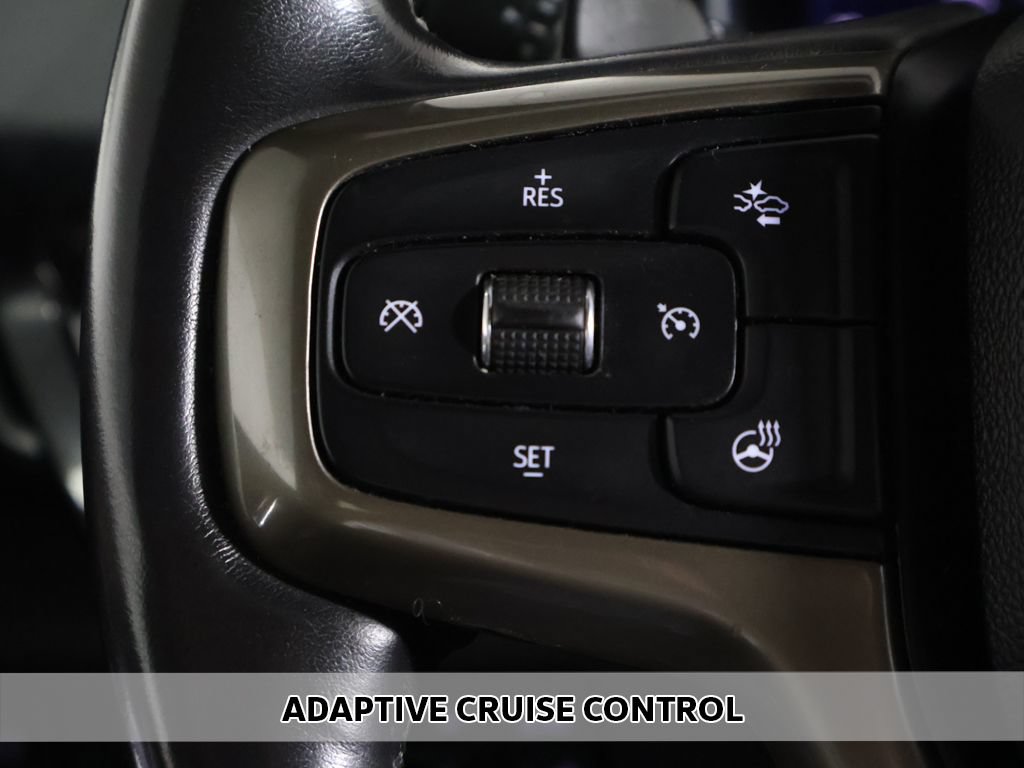 Used 2022 Chevrolet Silverado 1500 High Country w/ High Country Premium Package AWD/4WD image 5