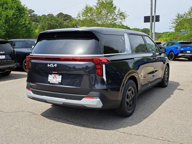 New 2026 Kia Carnival FWD image 4
